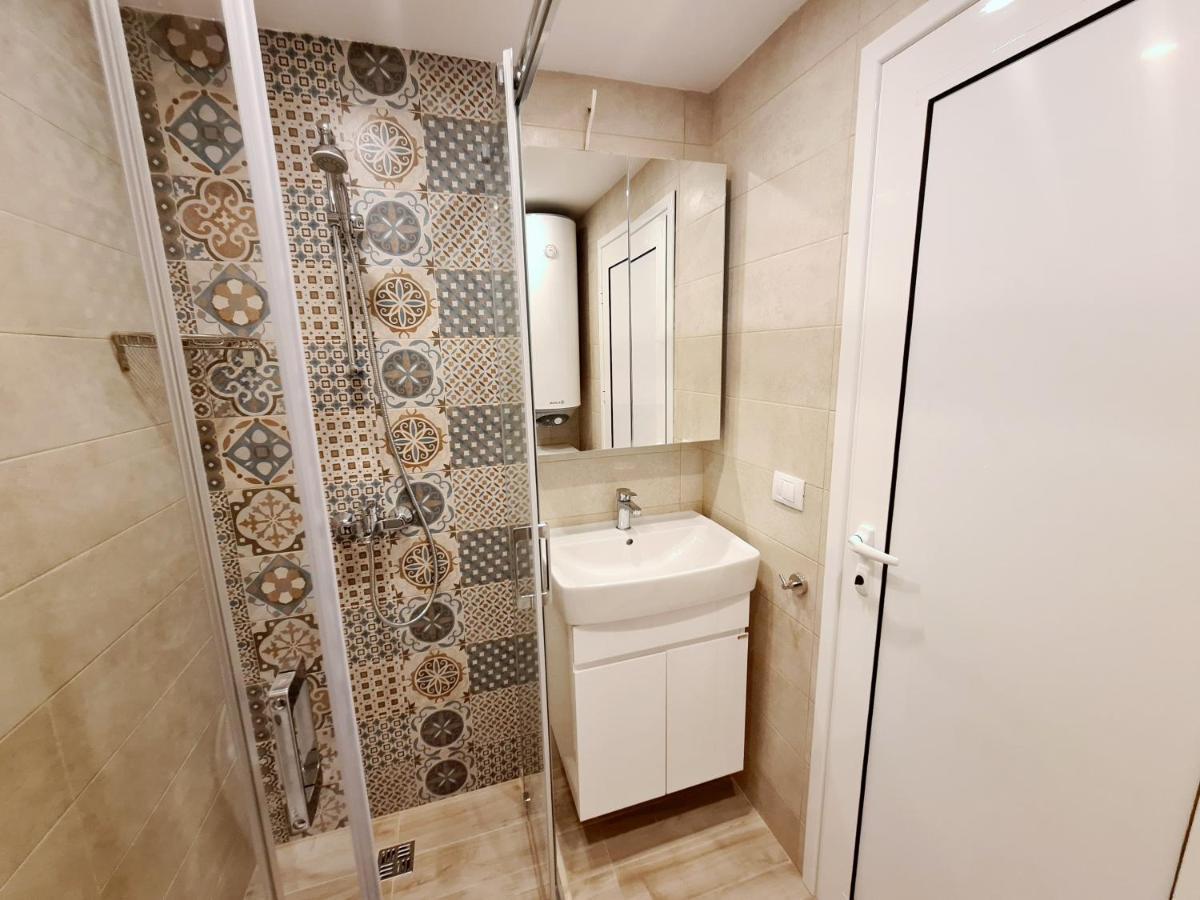 Brand New Luxury Flat In The City Center Varna Exterior photo